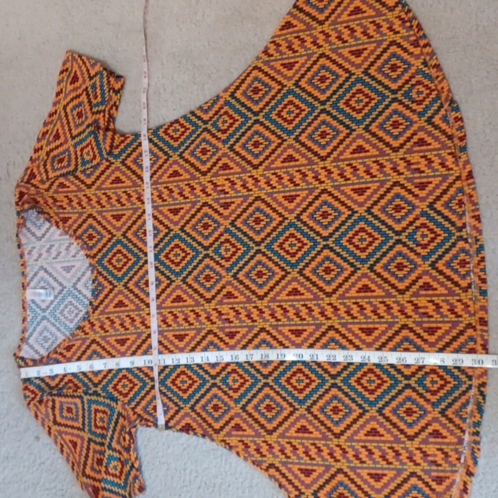 LuLaRoe Multicolor Geometric Pattern Tunic - Picture 4 of 16